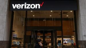 Verizon Wireless, T-Mobile resolve lawsuits over ad campaigns