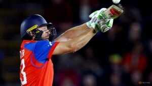 England beat Sri Lanka by six wickets to secure T20 series 2-0