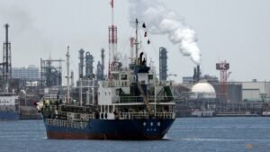 Japan’s refiners secured sufficient crude supplies through November, industry body says