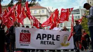 Italian Apple store employees strike on iPhone18 Pro launch day