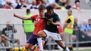 Barcelona duo left out of Spain squad with four changes from World Cup victory