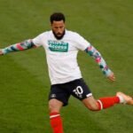Townsend hit by pitch roller while warming up in Thai league
