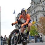 Vollering edges rival Niewiadoma-Phinney for road race world title