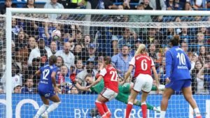 Thompson fires Chelsea to 1-0 WSL win over Arsenal