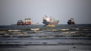 Iran offers plan to reopen Strait of Hormuz within 7 days