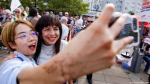 Elif Eralp: From refugee child to Berlin mayor?