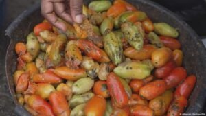 Markets sell rotten vegetables as Nigeria’s woes deepen