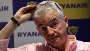 Ryanair boss apologizes for calling other airlines ‘rapists’