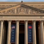 Xi wraps up US visit with trip to National Archives
