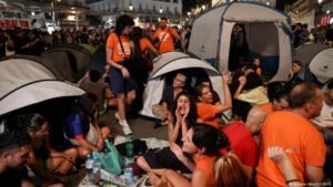 Spain: Thousands protest in Madrid against housing crisis