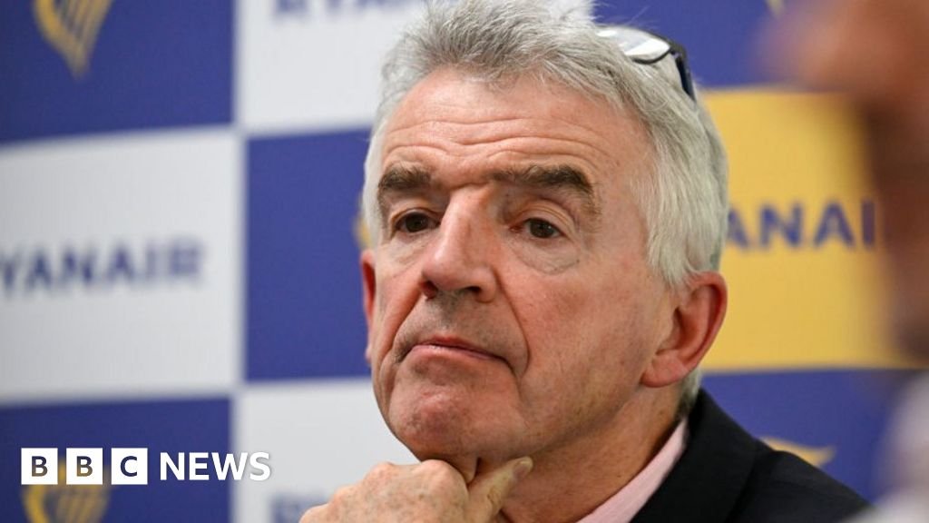 Ryanair boss Michael O’Leary apologises over ‘high-fare rapists’ remarks