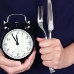 How late is too late for dinner? Does eating earlier help with weight loss and blood sugar?