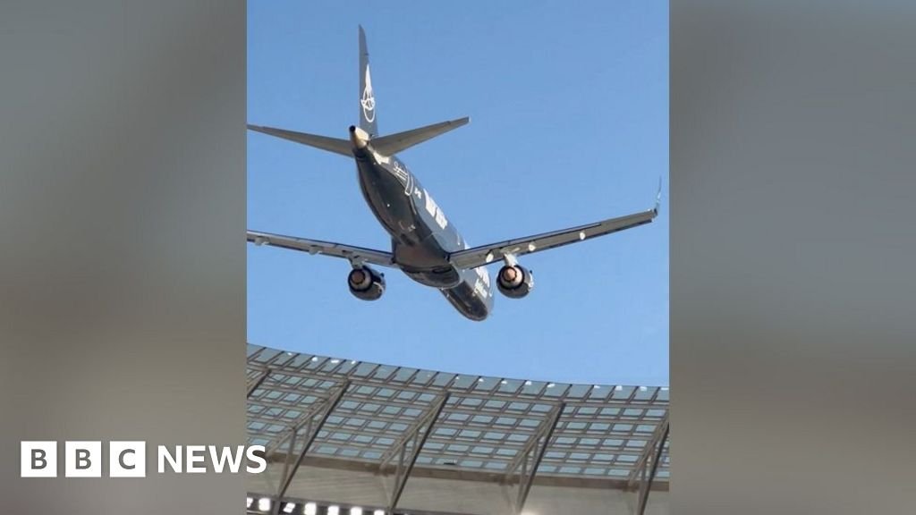 South African airline Airlink behind daring stadium stunt cancels next flyby, regulator says