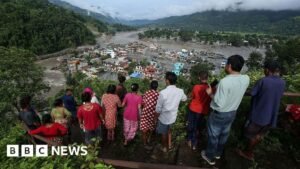 Nepal floods: Climate change contributed to glacier collapse, study finds