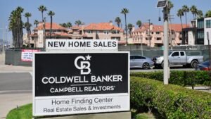 Mortgage rates sit at nearly 3-year high, and demand continues to shrink