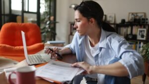 The bloated workweek is coming for Sundays—as some embrace flexibility, others worry about job security