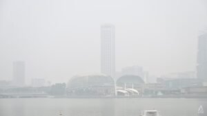 Singapore haze: Hourly PM2.5 reading surges to 284 in the west, enters very high band