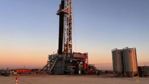 Oil dips as recovering Gulf exports ease supply fears, US-Iran diplomacy in focus