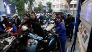 Vietnam extends fuel tax relief measures until end-2026