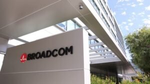 Exclusive-Broadcom to lend Anthropic up to $42 billion to lease its chips, filing says