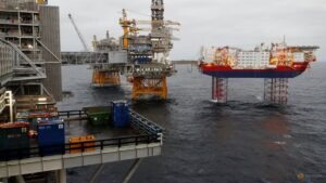 Oil price drops more than $3 on talks over diesel, crude stock releases
