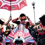 Marquez wins Japanese GP sprint to close in on Martin