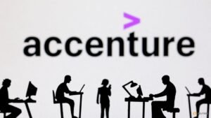 India’s IT stocks gain as Accenture outlook lifts sector sentiment