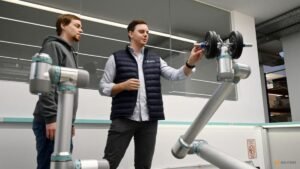 German robot startup RobCo hits $1 billion valuation, CEO moves to US