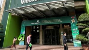 Analysis:Vietnam’s banks tap investors for $7 billion as economy runs red hot
