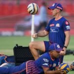 Jayawardene leaves role as Mumbai Indians head coach
