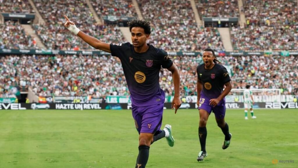Barcelona keep perfect LaLiga record with five-goal romp at Betis