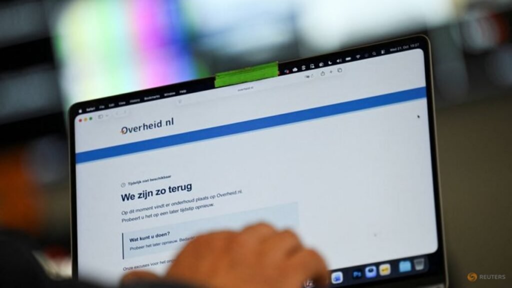 Websites go dark worldwide as AI exposes critical security flaws