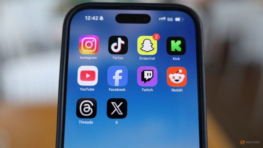 Greece passes social media ban for children under 15