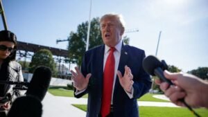 Trump says he will fix any Starlink access problem in Ukraine