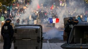 Police made 1,314 arrests in France’s protests: Government