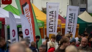 Latvia vote shaped by Russia fears