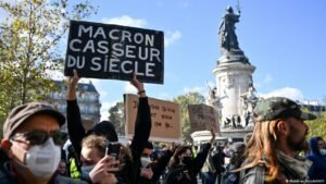 Could France’s debt crisis become a problem for Europe?