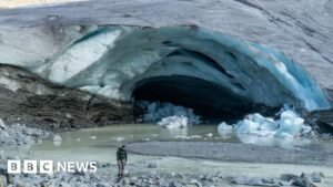 Swiss glaciers suffer ‘disastrous’ year of ice loss