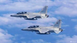 Four pilots killed after two Philippine Air Force trainer planes crash