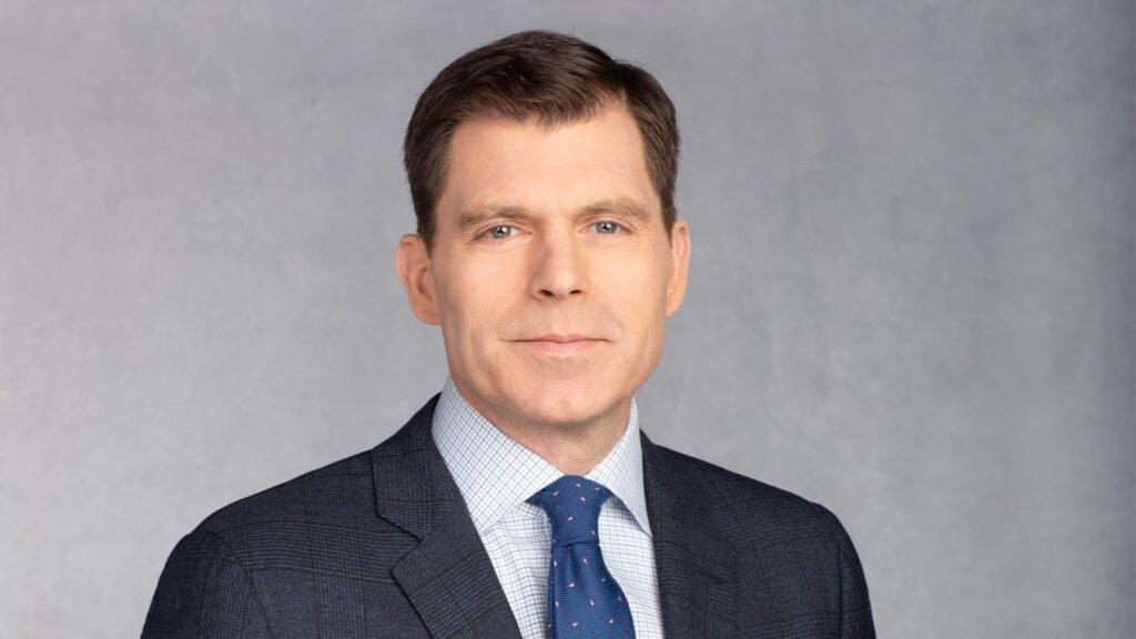 Michael Santoli