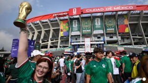 Two Chinese fans robbed at gunpoint in Mexico City during World Cup visit