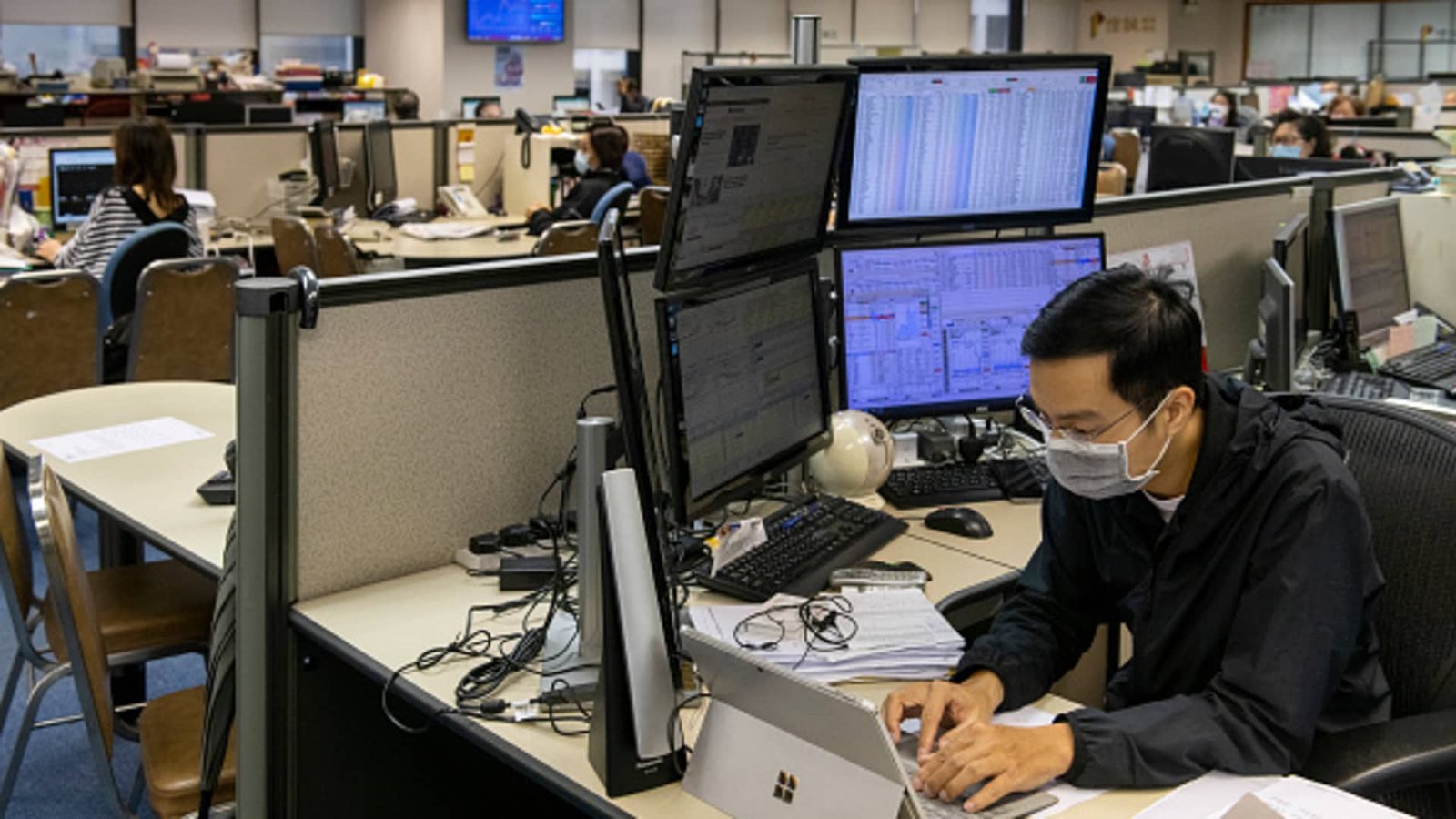 Japan’s Nikkei hits record high as Asia markets rise amid Middle East concerns