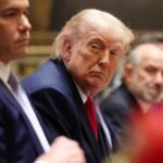 The Dow’s win streak, Macy’s earnings, Trump signs AI order and more in Morning Squawk