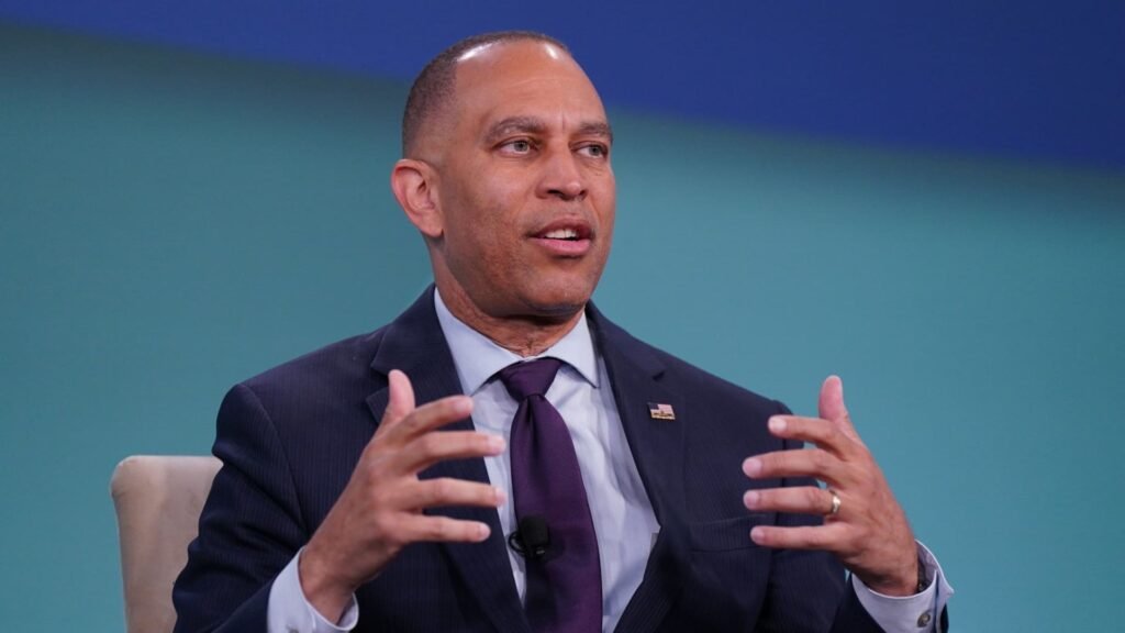 Jeffries: Democrats aren’t focused on Trump impeachment ‘at this moment’