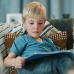 Kids who are good at paying attention have parents who do 5 things: You’ll ‘train their brain to focus,’ says expert