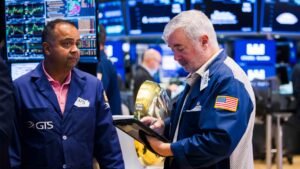 This insurance stock is on an impressive run. How to ride the momentum with less risk