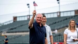 Berkshire CEO Greg Abel sworn in as U.S. citizen at baseball game