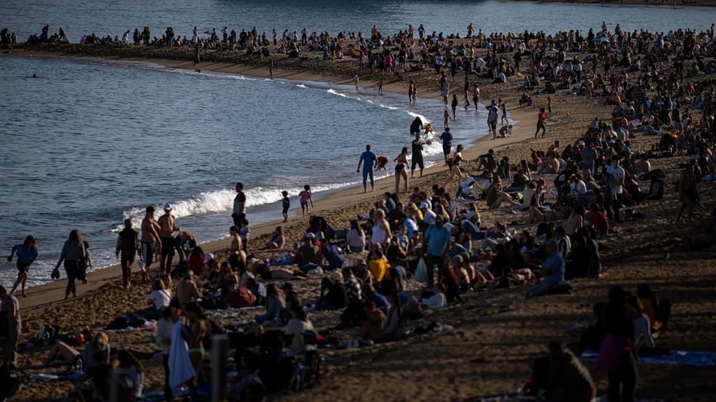 Global uncertainty sees Spain tourism numbers surge