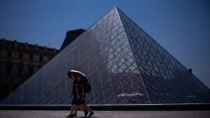 France sees around 1,000 excess deaths during brutal heatwave