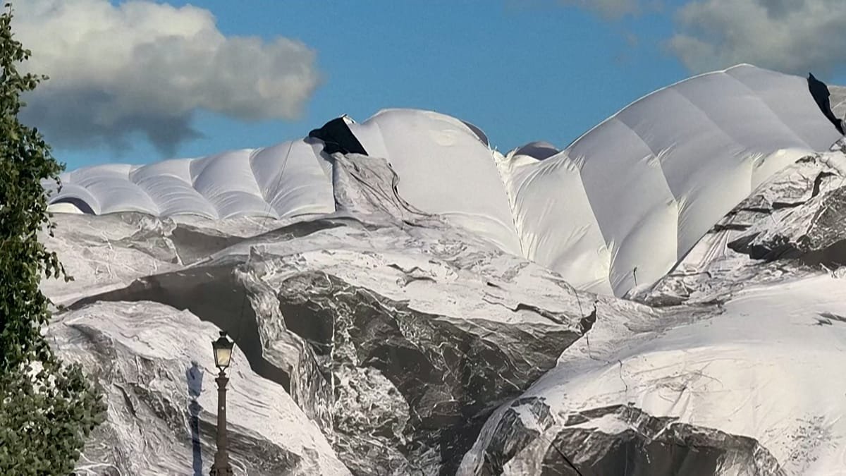 Video. French artist JR’s giant ‘cave’ installation in Paris appears damaged